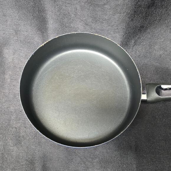 MEGAWARE Ceramic Solid Plate 10.24" Frying Pan - Picture 2 of 12
